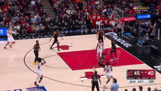 Bulls center Nikola Vucevic reacts to the team missing a lay-up.